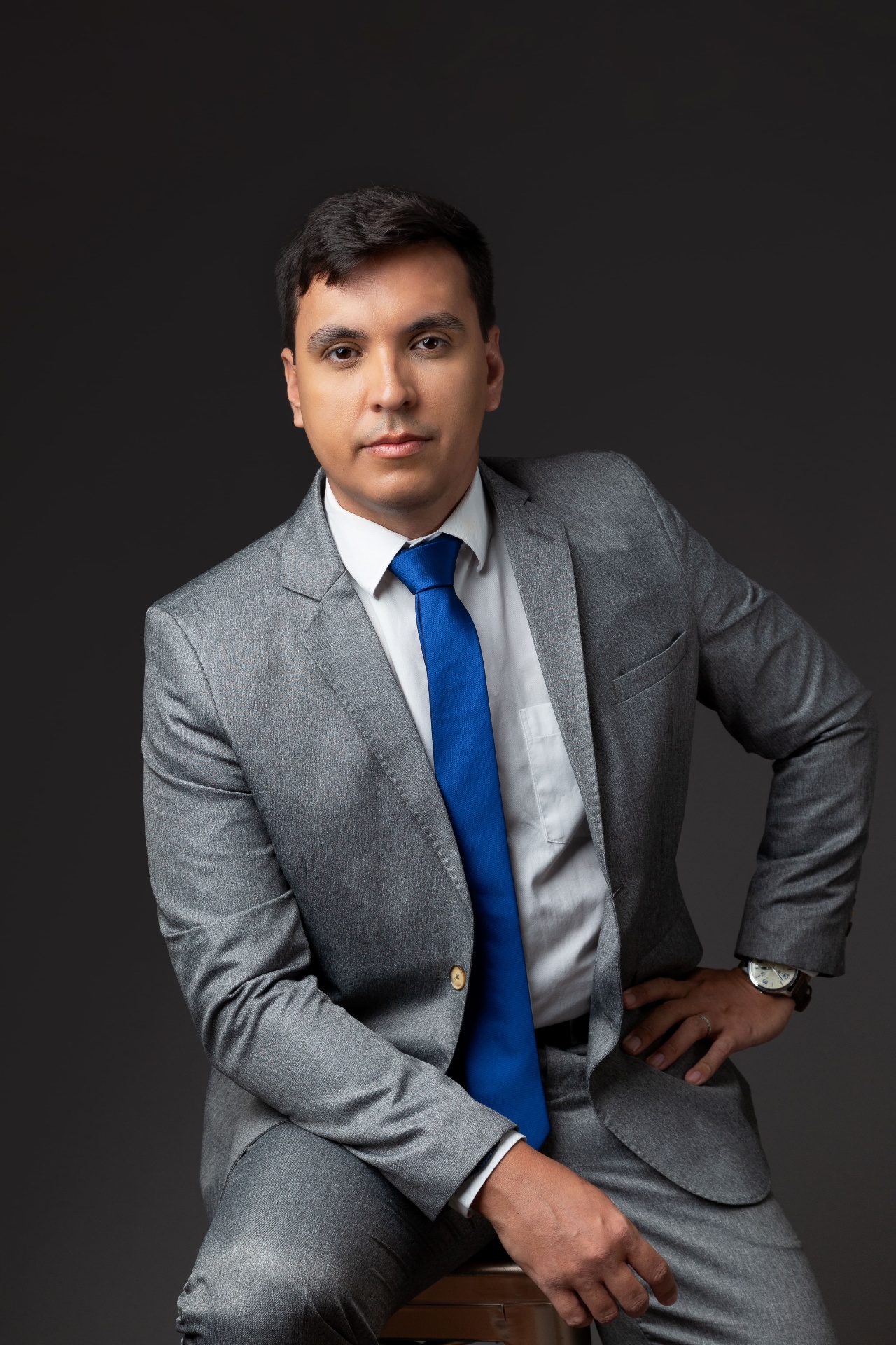 Dr. Augusto Reis